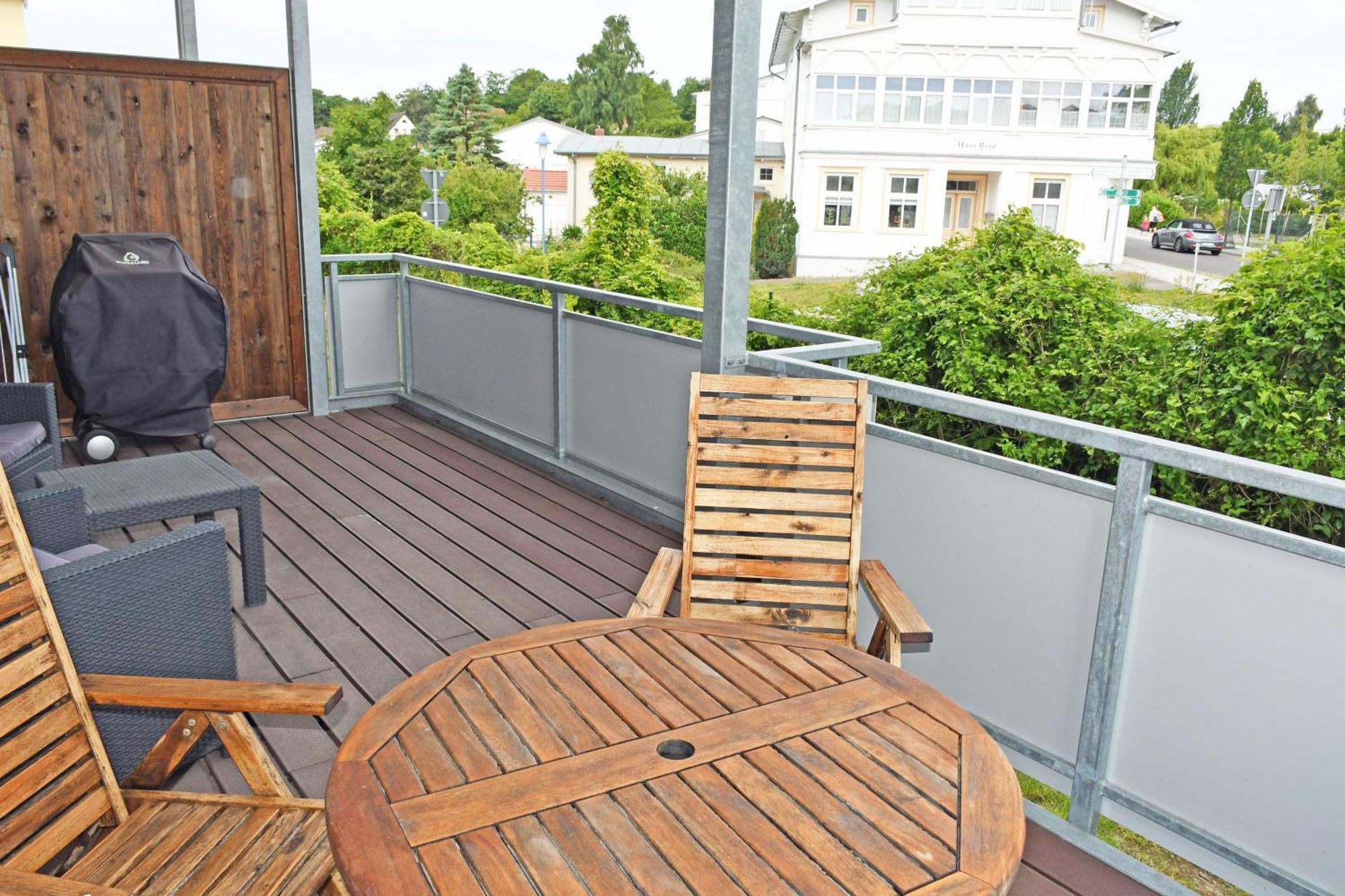 Ferienwohnungen Im Ostseebad Goehr Goehren  Exterior foto