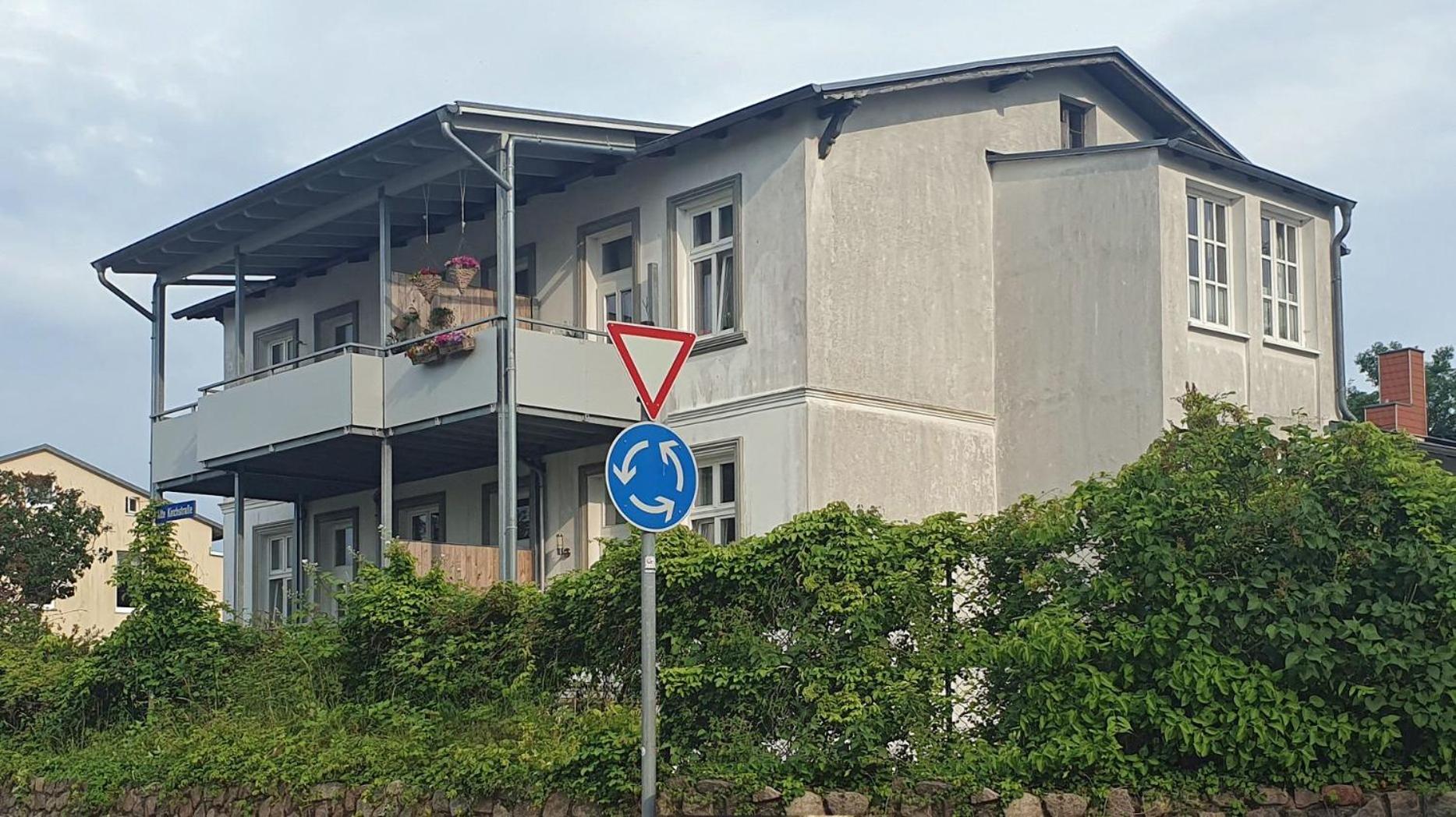 Ferienwohnungen Im Ostseebad Goehr Goehren  Exterior foto